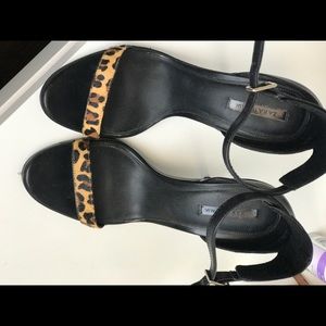 Zara animal print minimalist sandal 37